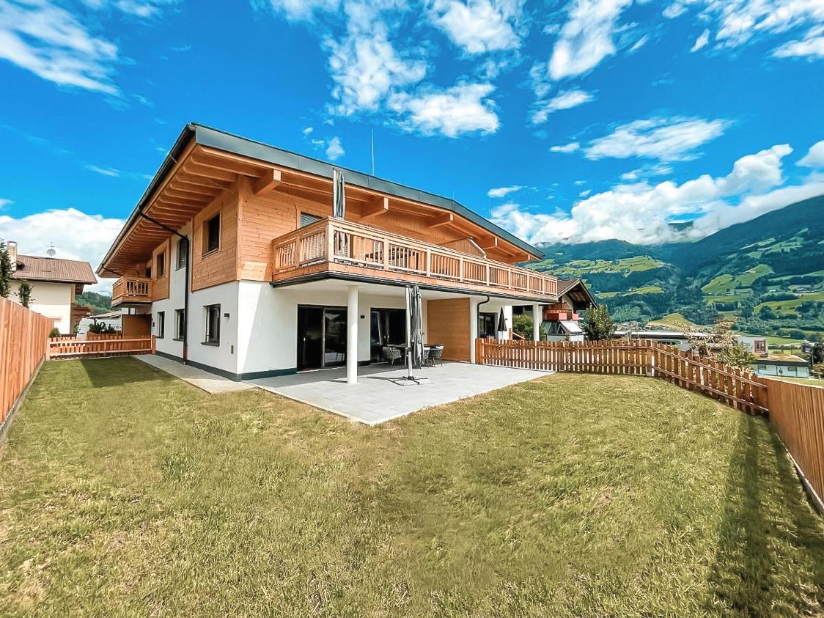 Isanora - Garden & Private Whirlpool By Alpenluxus Appartements Fügen Exteriér fotografie