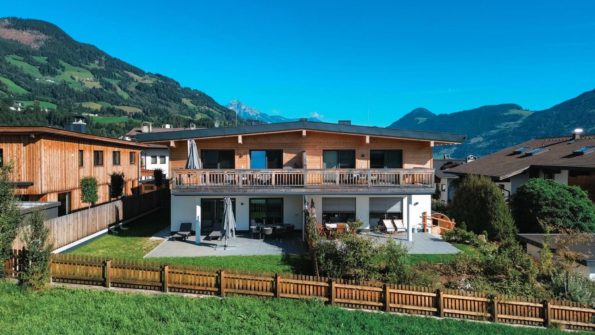 Isanora - Garden & Private Whirlpool By Alpenluxus Appartements Fügen Exteriér fotografie
